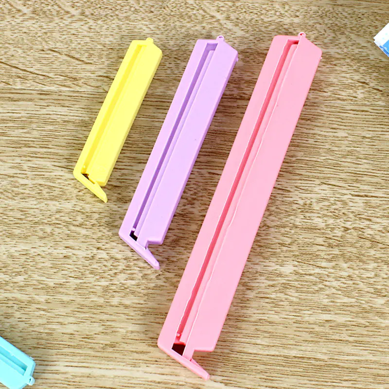 12 Pieces Long Sealing Clips in Three Sizes