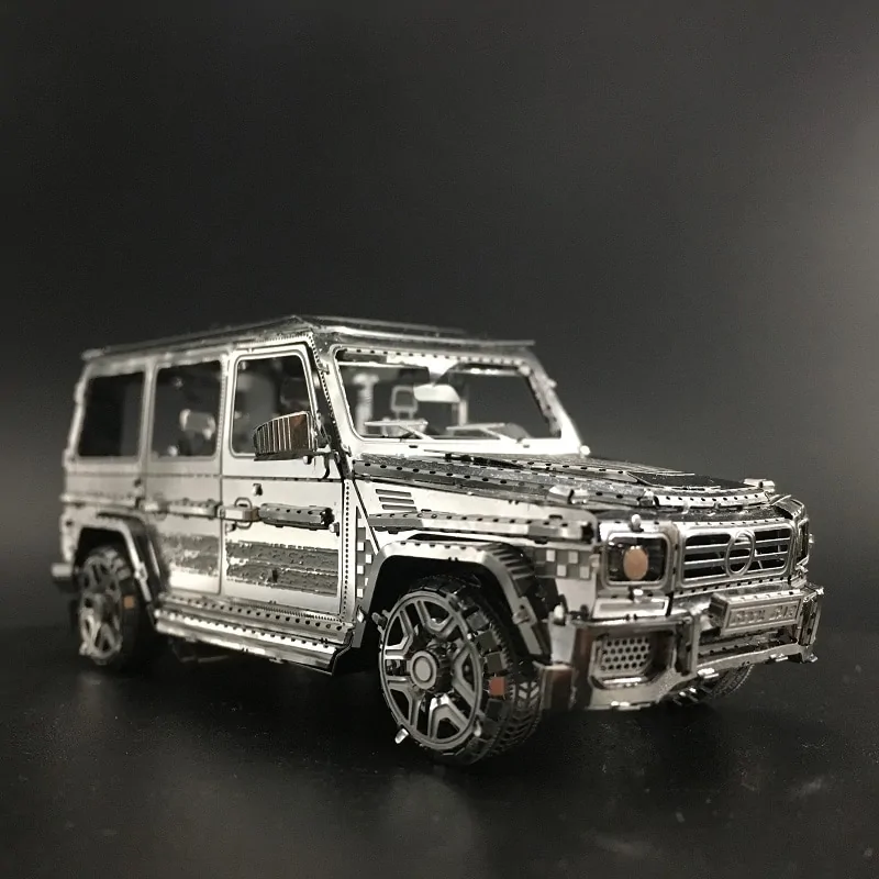 3D Metal G500 Off-road Vehicle Puzzle - Image 2
