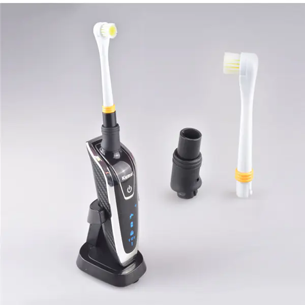 4-Blade Rechargeable Men's Shaver and Grooming Set - Image 14