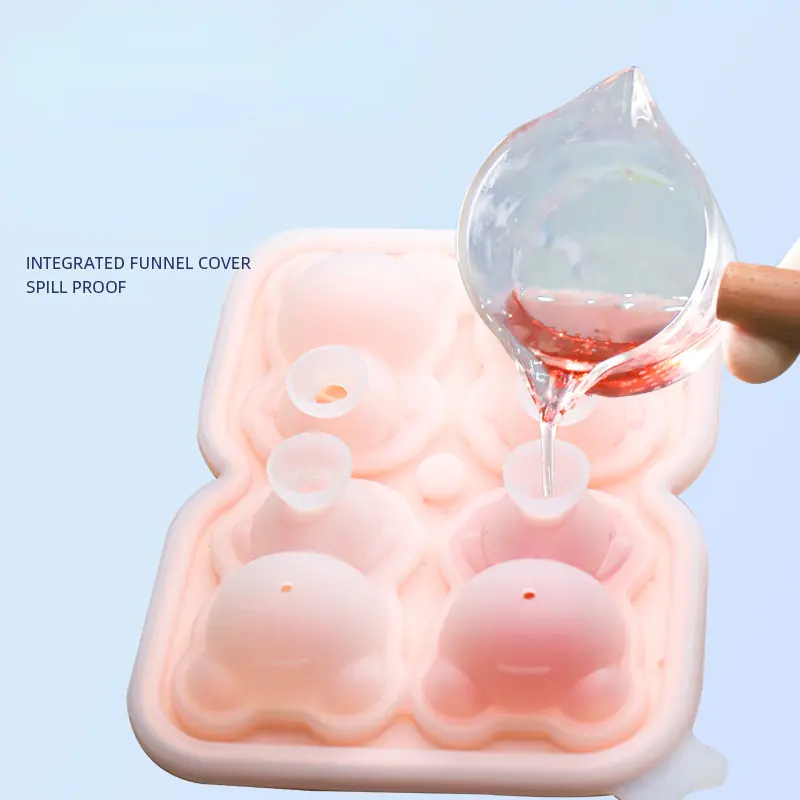 4 Grid Bear Silicone Ice Tray - Image 3