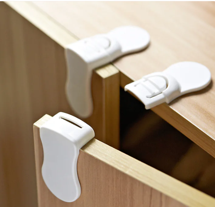 Children's Multi-function Anti-pinch Hand Refrigerator Right-angle Cabinet Door Lock - Image 4
