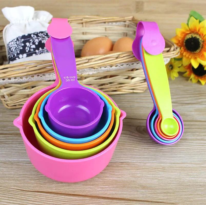 Colorful Plastic Measuring Spoons for Baking Tools - Image 2