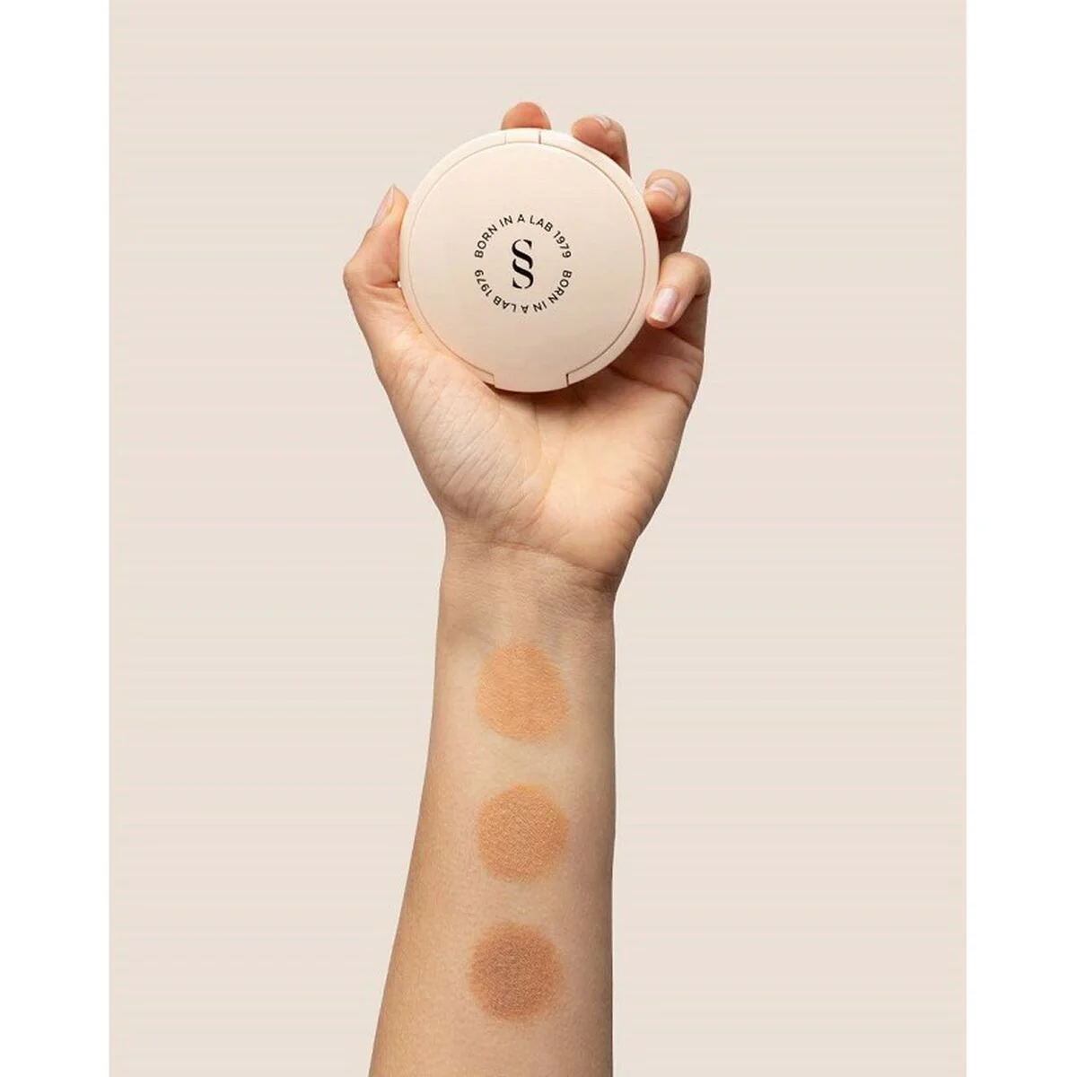 Corretor Compacto Sensilis Photocorrection [Make Up]	 Nº 03 Spf 50 10 g - Image 2