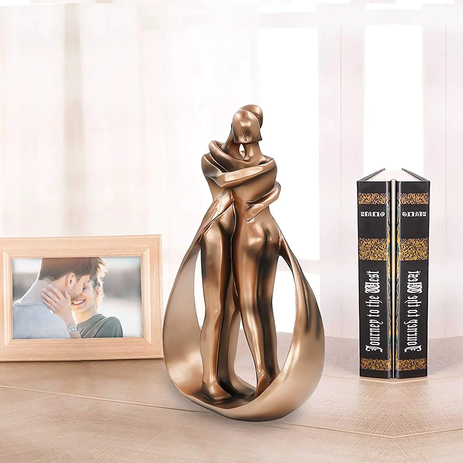 Creative Resin Sculpture - Image 2