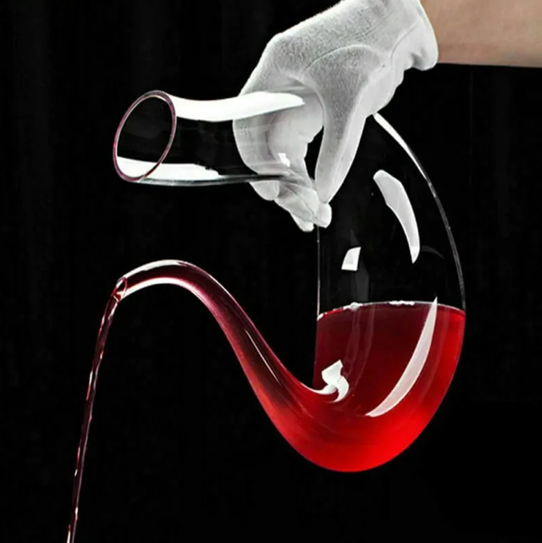 Crystal Swan Wine Decanter - Image 6