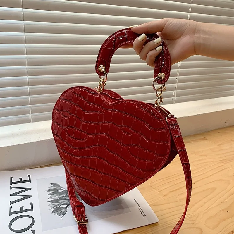 Cute Heart Shaped Design Purse - Image 2