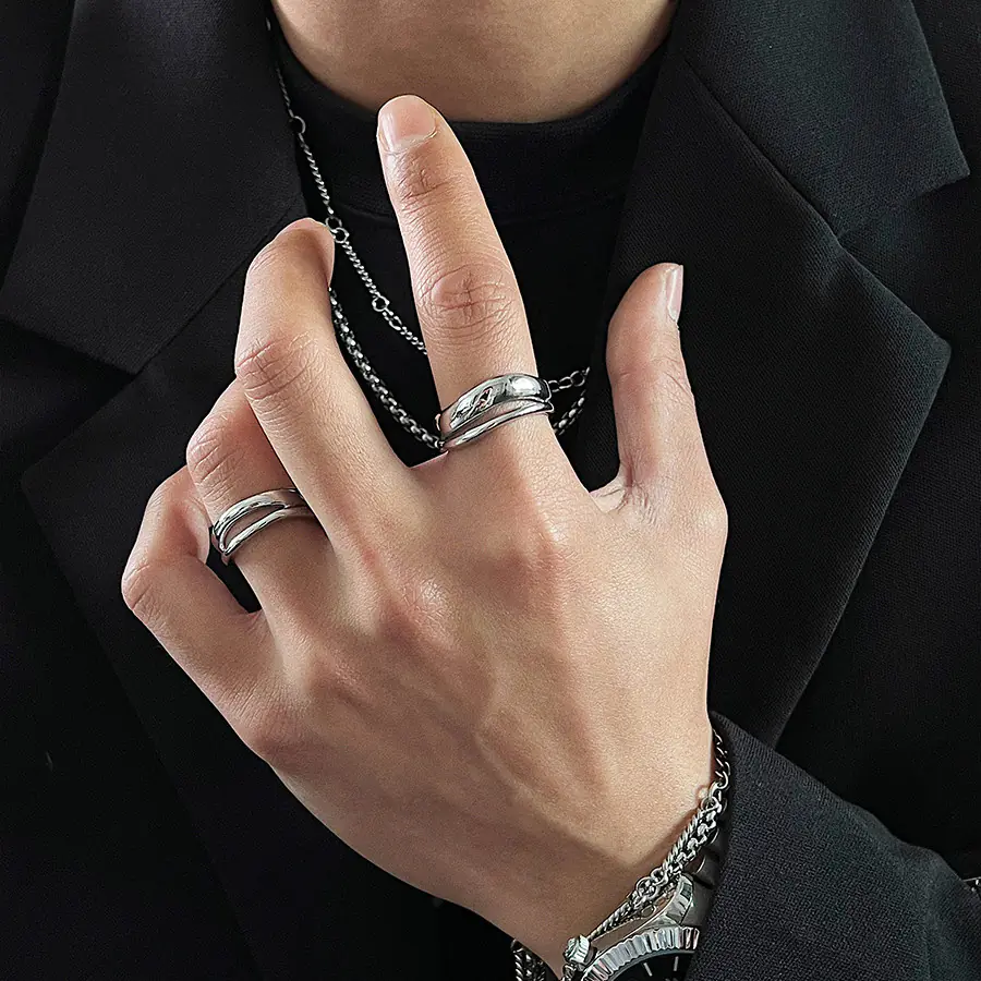 Double Layered Irregular Fashion Ring - Image 2