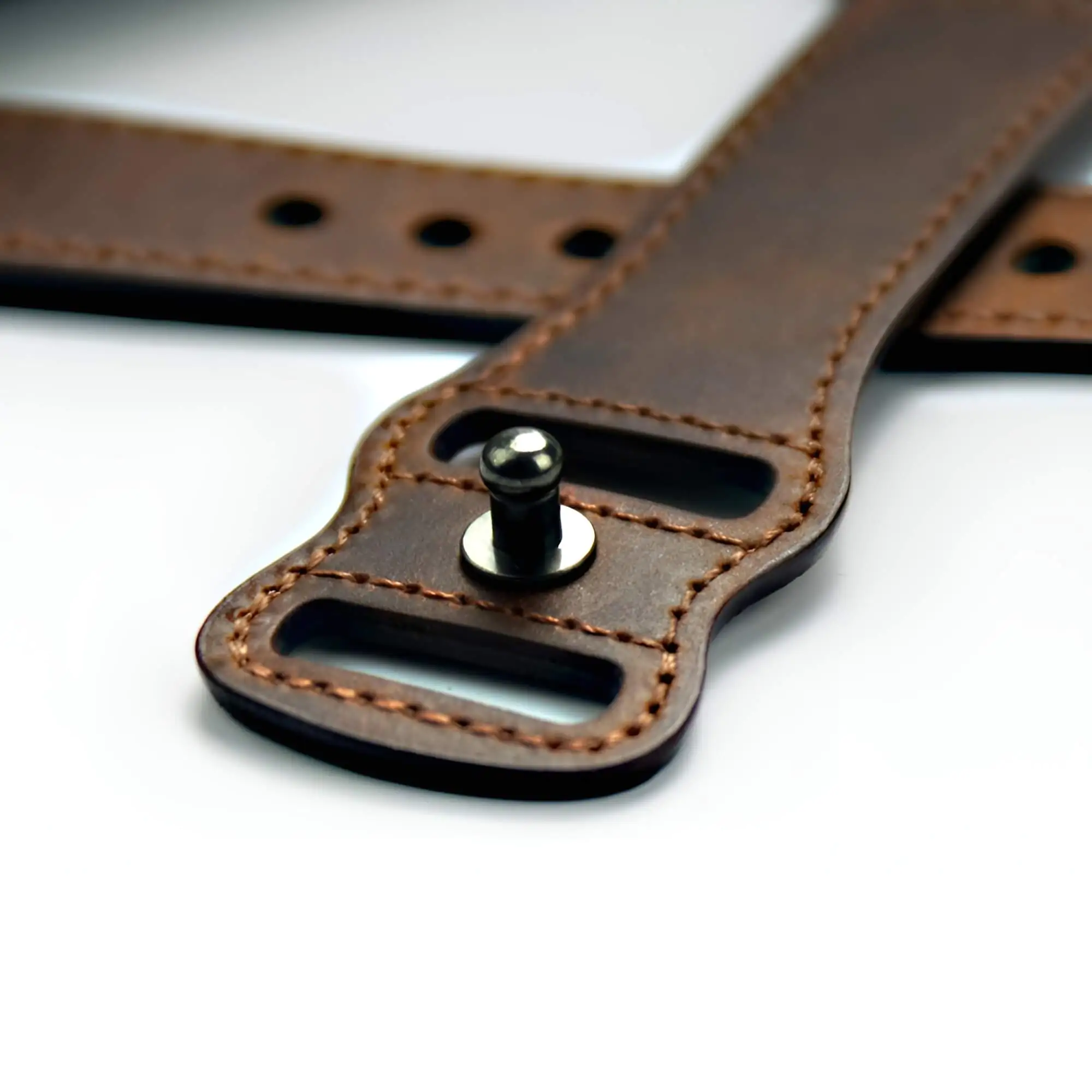Elegant Leather Band Watches - Image 3