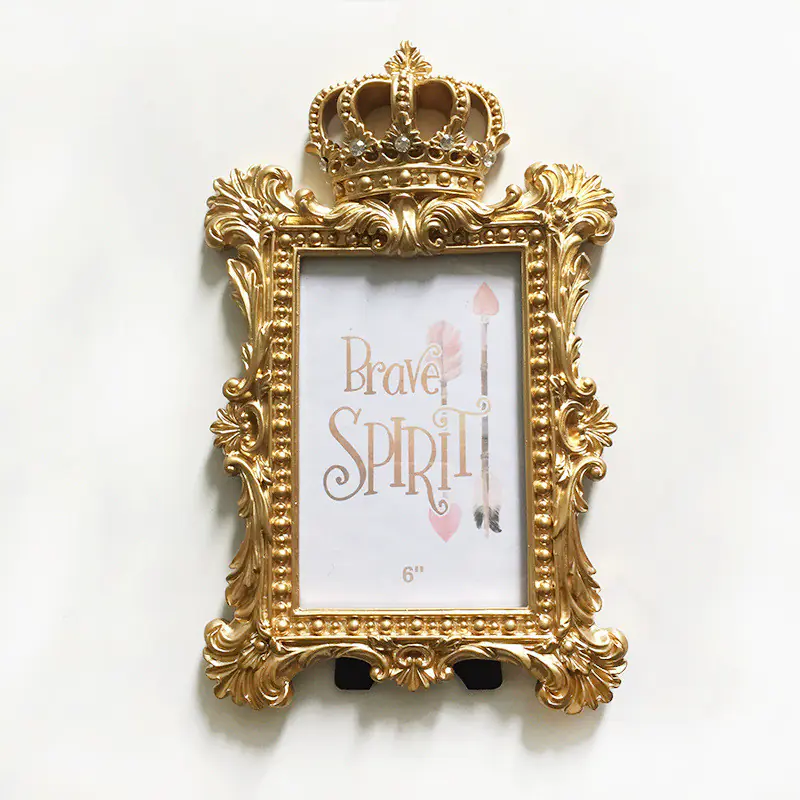 European Nordic Crown Photo Frame in Gold Resin - Image 10