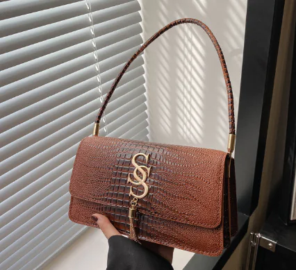 Fashionable Crocodile Pattern Tassel Women's Crossbody Bag - Image 5
