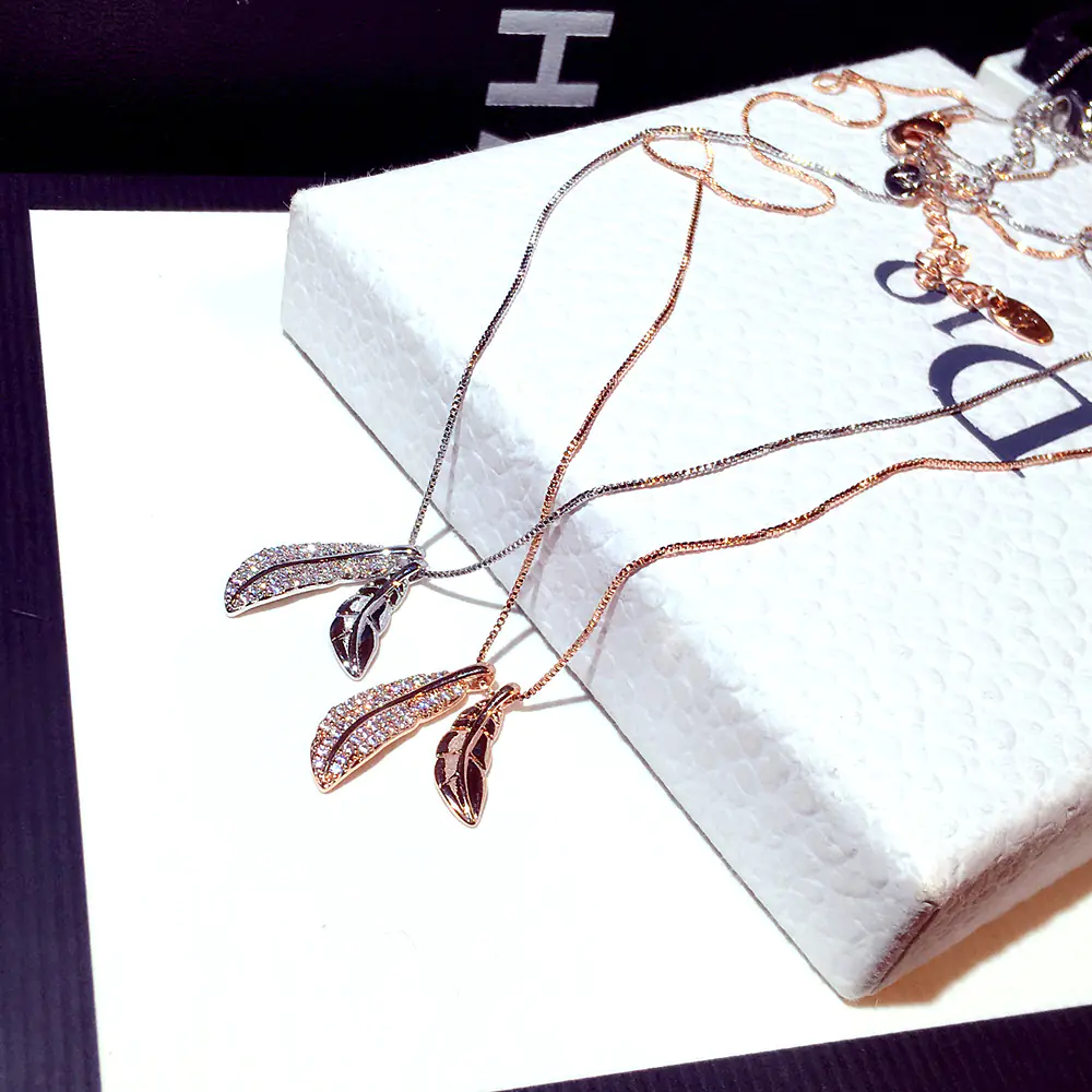 Fashionable Korean Style Leaf Pendant Choker Necklace - Image 6