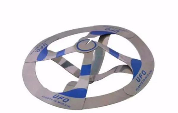 Flying Disk Magic Trick - Image 3
