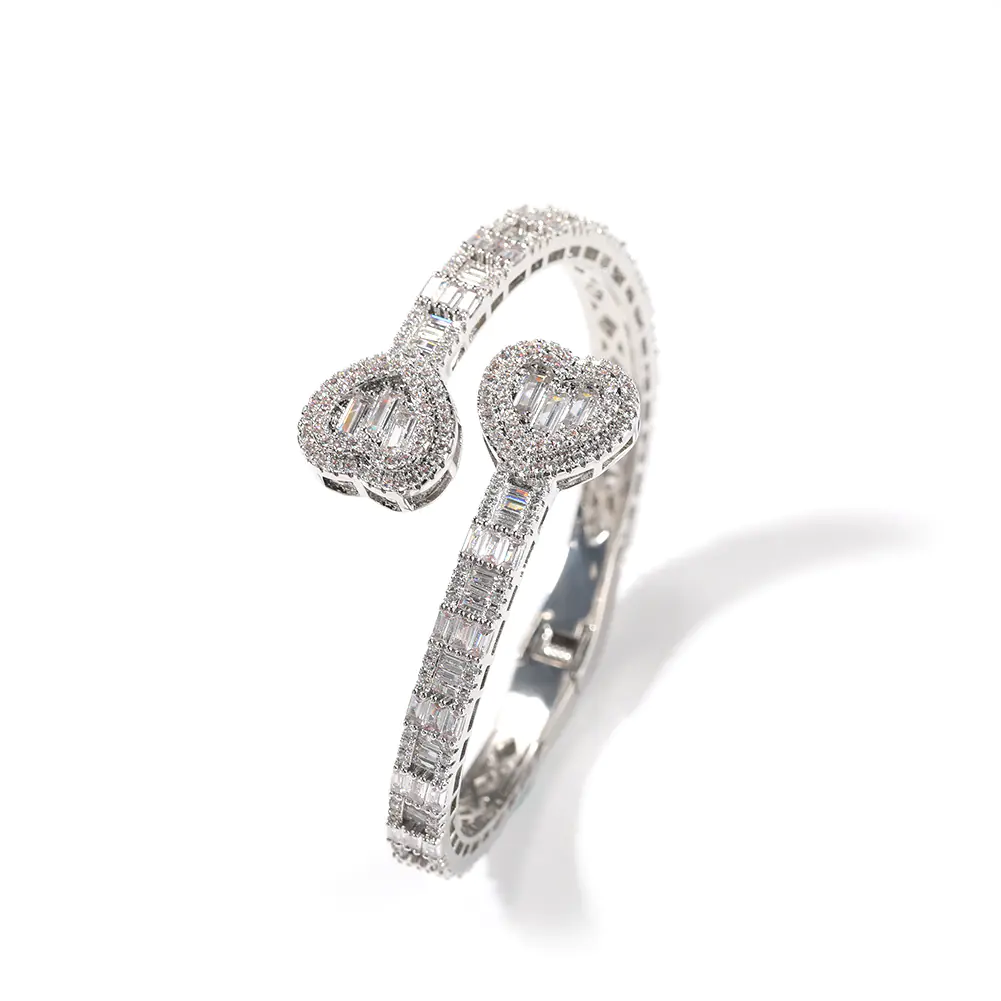 Geometric Diamond Love Spring Buckle Bracelet - Image 7