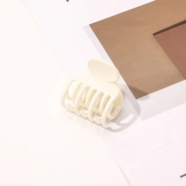 Geometric Flower Hair Clip Set - Image 14
