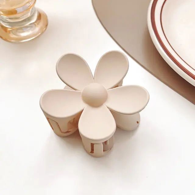 Geometric Flower Hair Clip Set - Image 22