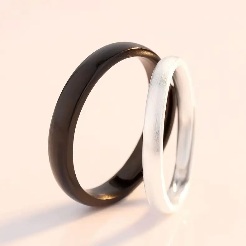 Intertwined Love Couple Silver Live Mouth Ring