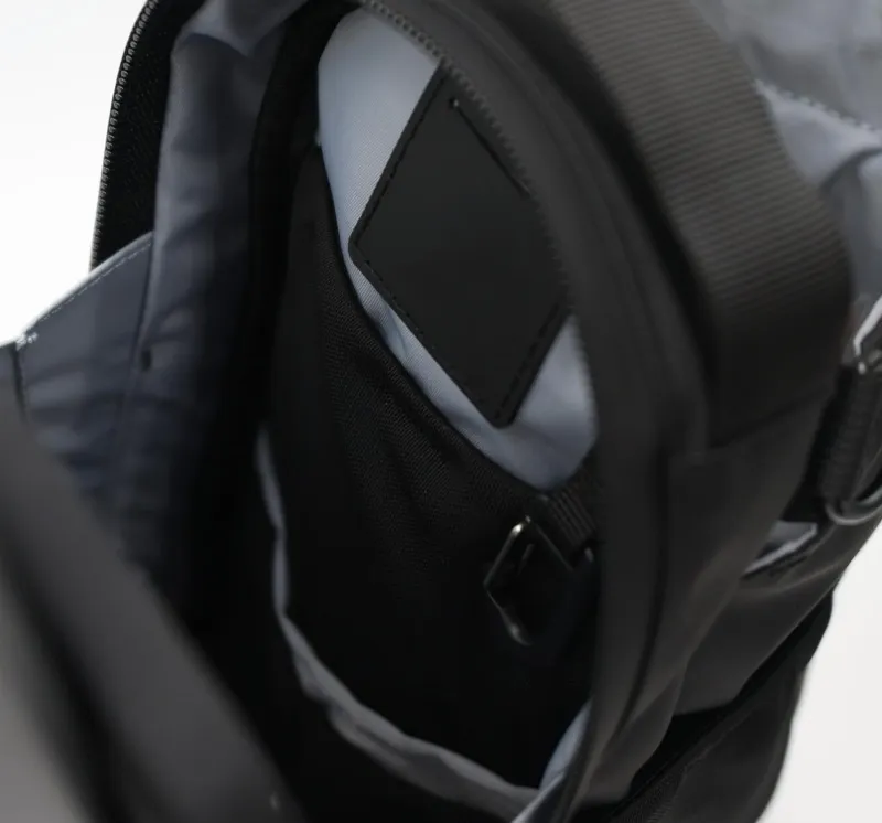 Large Capacity Magnetic Suction Bag - Image 3