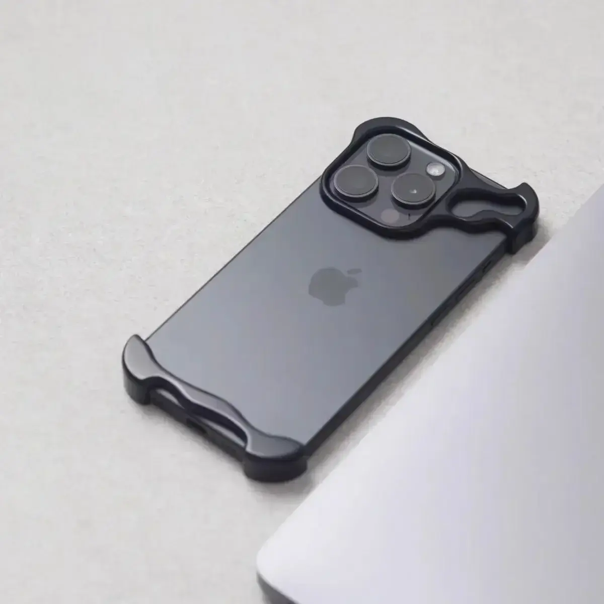 Luxury Irregular Aluminum Alloy Bumper Case - Image 5