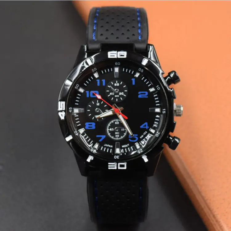 Men's Sports Quartz Watch with Silicone Strap - Image 6
