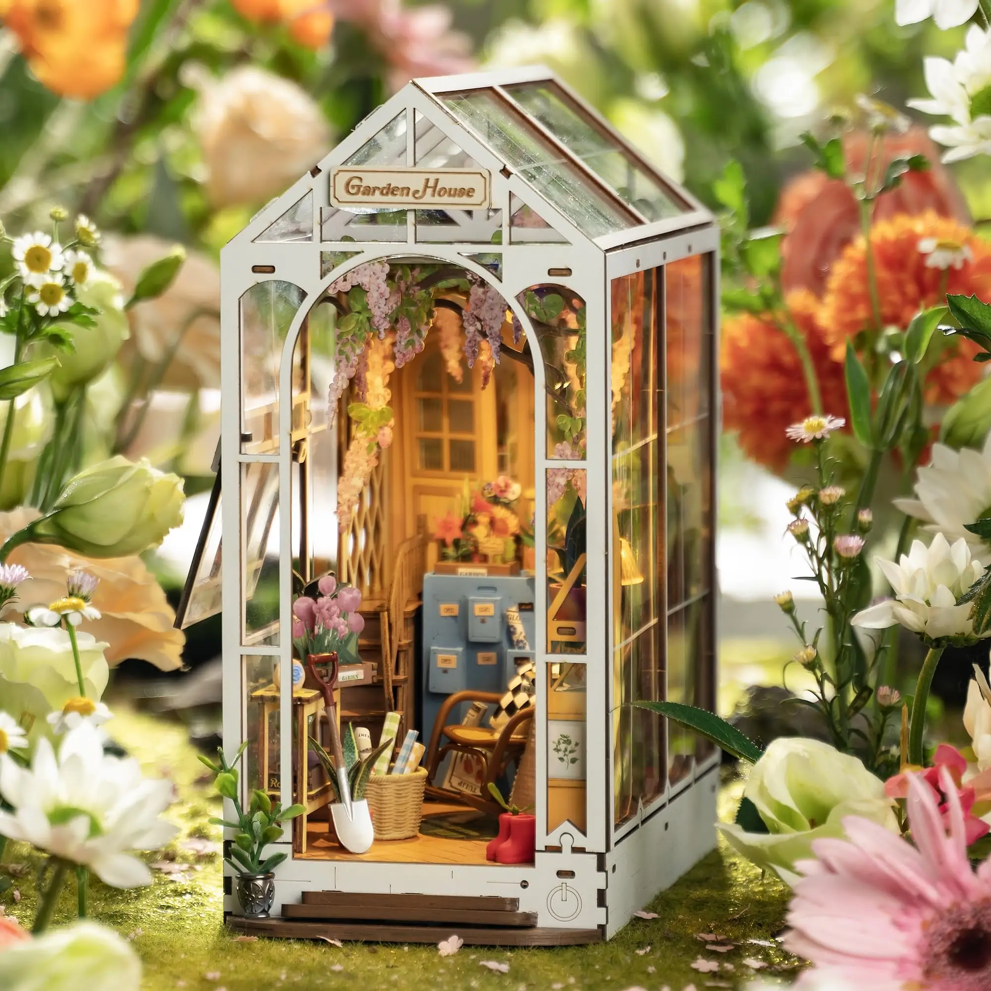 Mini Garden House Book Nook Kit