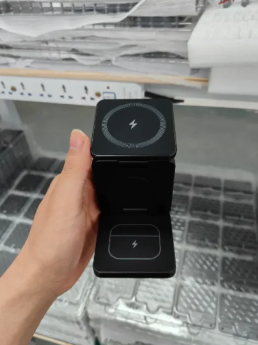 Multi-Device Foldable Charging Dock - Image 9