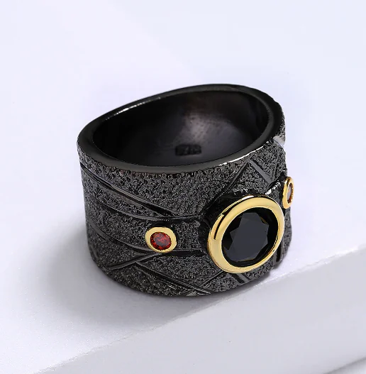 New Geometric Black Retro Baroque Ring - Image 3