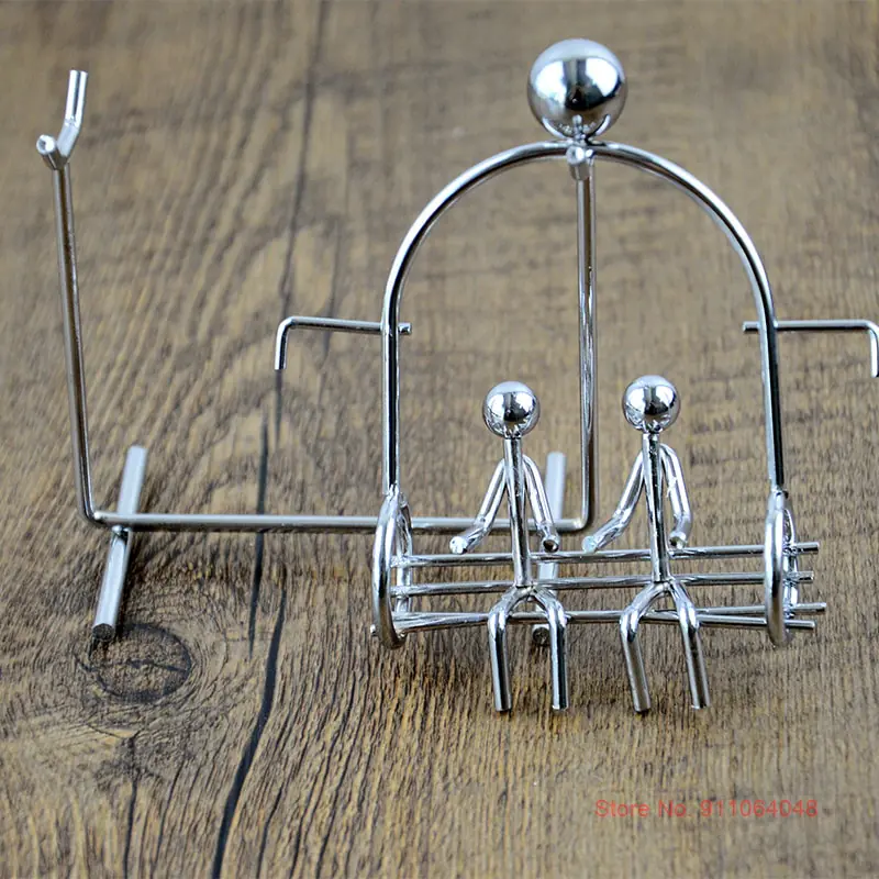 Newton Pendulum Desk Decoration Gift - Image 3