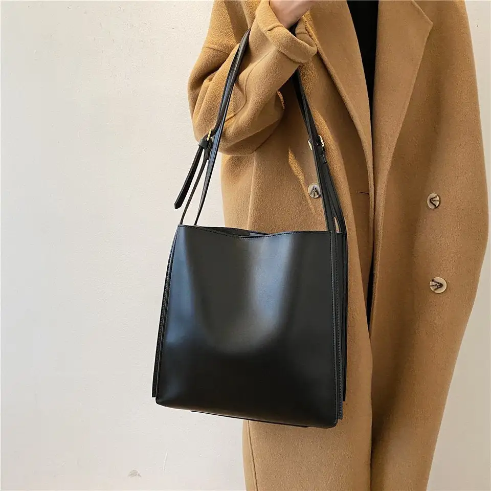 Olives Vegan Leather Tote - Image 3