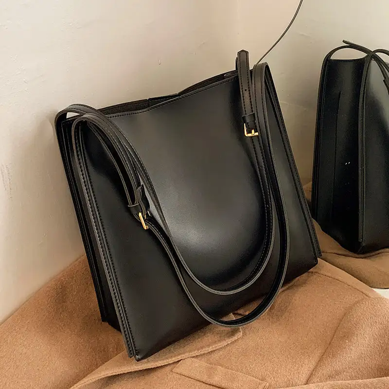 Olives Vegan Leather Tote - Image 5