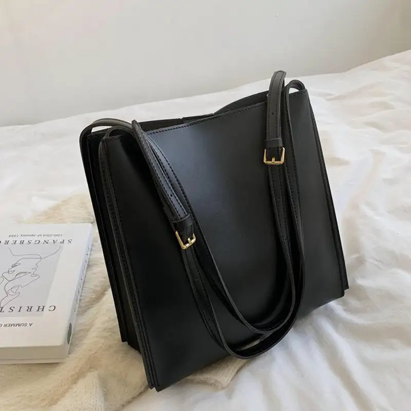 Olives Vegan Leather Tote - Image 9