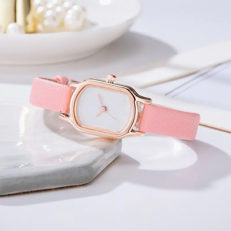 Oval Dial Retro Watch - Image 3