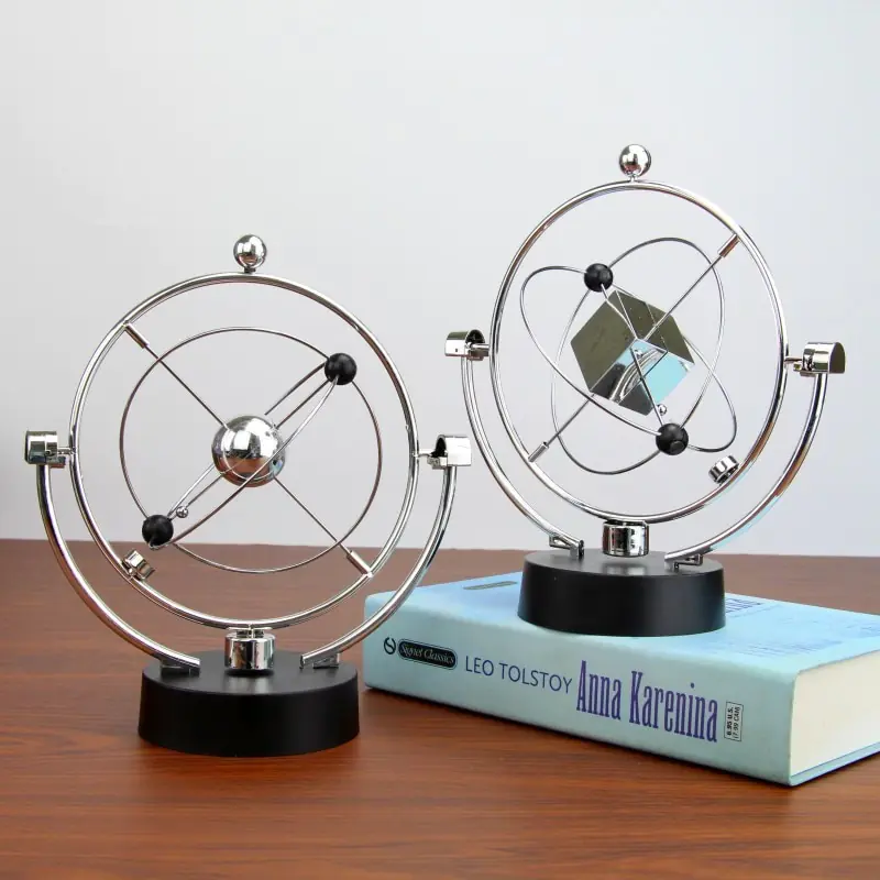 Perpetual Motion Newton's Pendulum Toy - Image 4