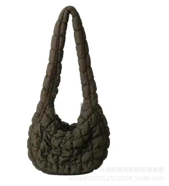 Pleated Shoulder Bag – Fashionable & Spacious - Image 3