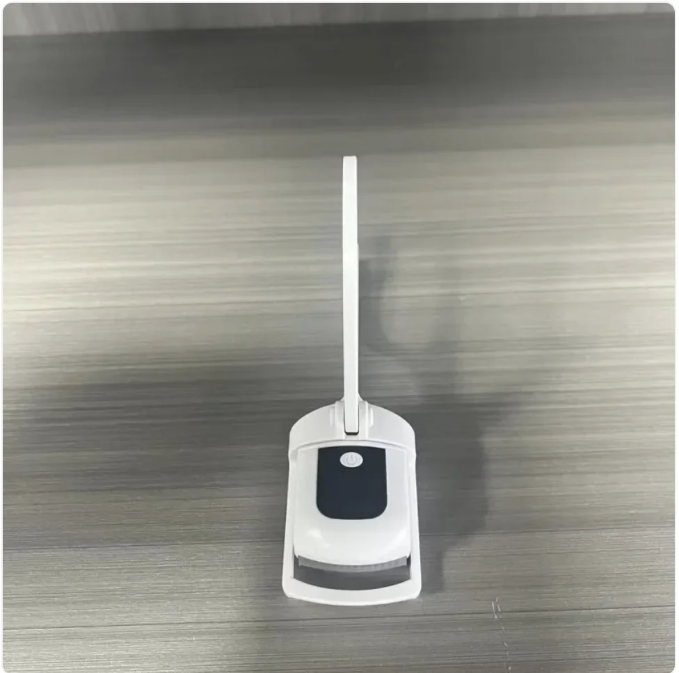 Portable Electric Heated Eyelash Curler - Image 7