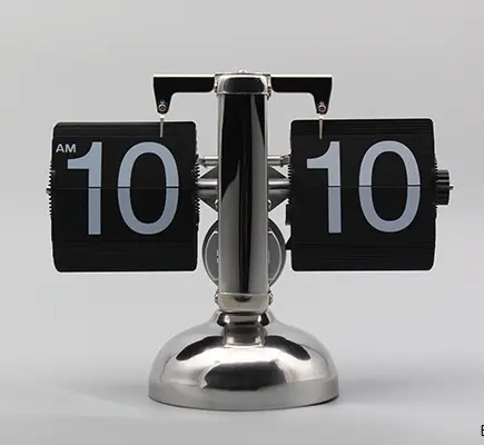 Retro Flip Clock - Image 2