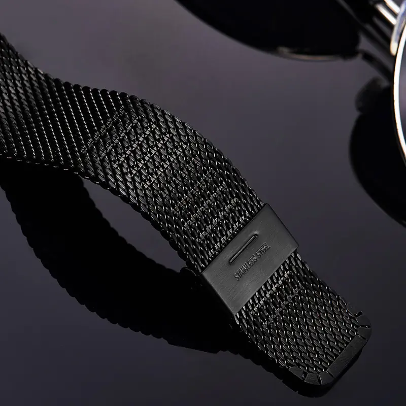 Skull Men's Watch with Black Metal Mesh Band - Image 2