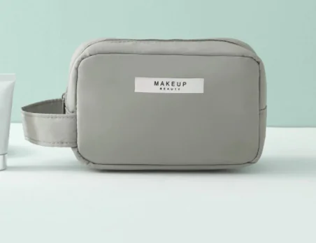 Stylish Makeup Bag Organizer - Image 15