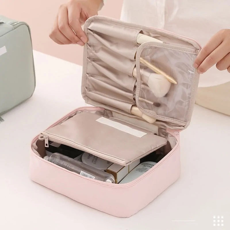 Stylish Makeup Bag Organizer - Image 2