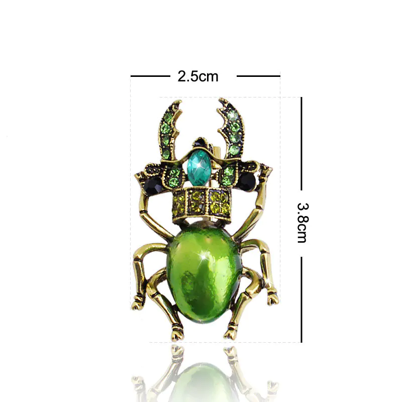 Stylish Resin Insect Brooch for Men and Women - Image 3