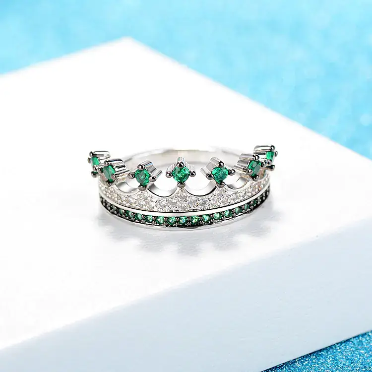 Two-tone Heart Shaped Zircon Ring - Image 13