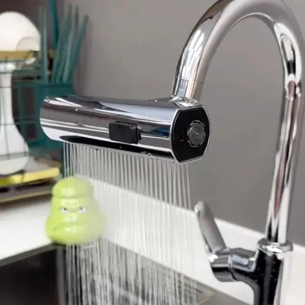 Universal 360° Rotating Kitchen Faucet