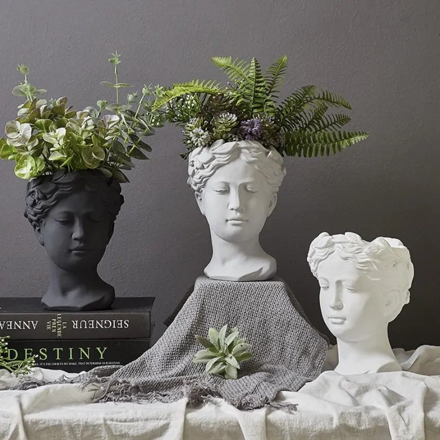 Venus Flower Vase - Image 3