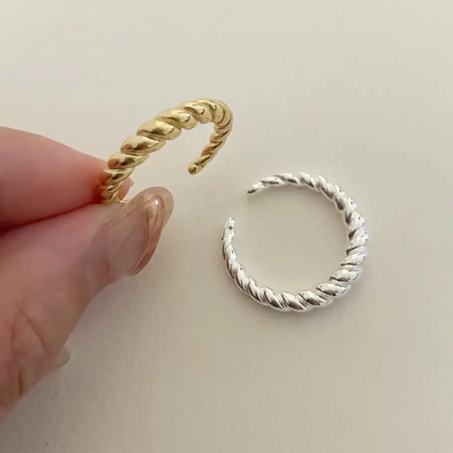 Vintage 925 Sterling Silver Knotted Design Ring - Image 5