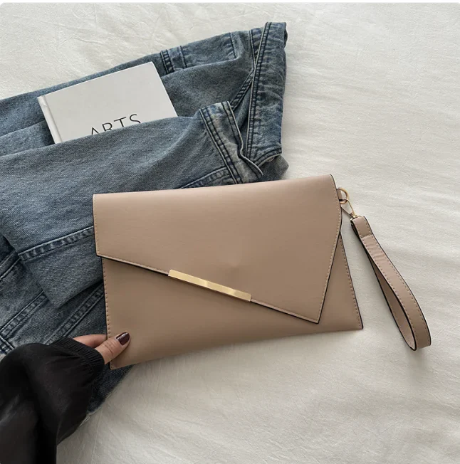 Women's Trendy Envelope Clutch – Stylish and Unique Design - Image 2