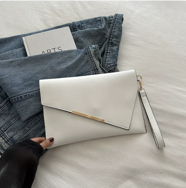 Women's Trendy Envelope Clutch – Stylish and Unique Design - Image 3