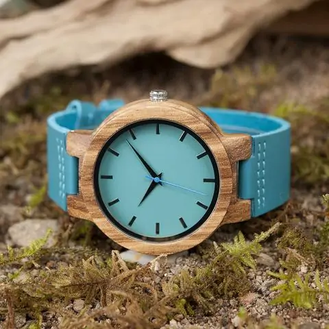 Wooden Quartz Leather Strap Wristwatch - Image 4